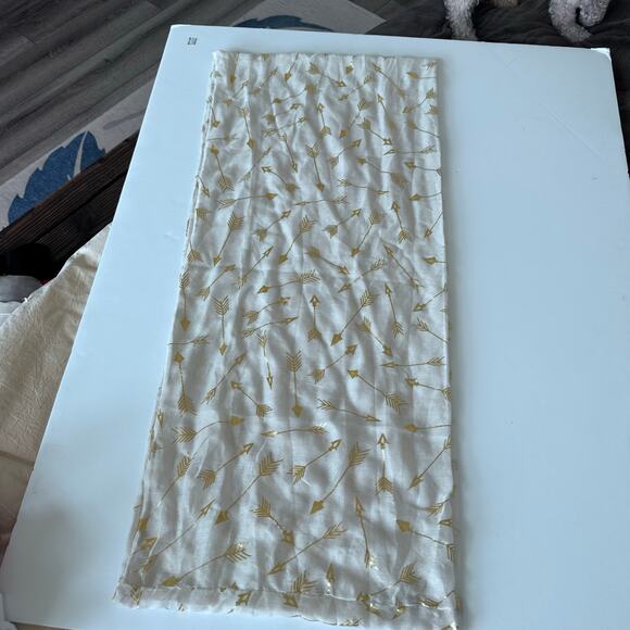 Metallic Gold Arrow Infinity Scarf - Picture 3 of 7